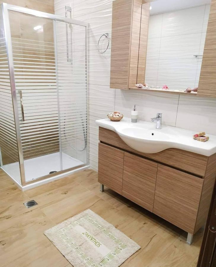 Villa Tramonto Keri Екстериор снимка