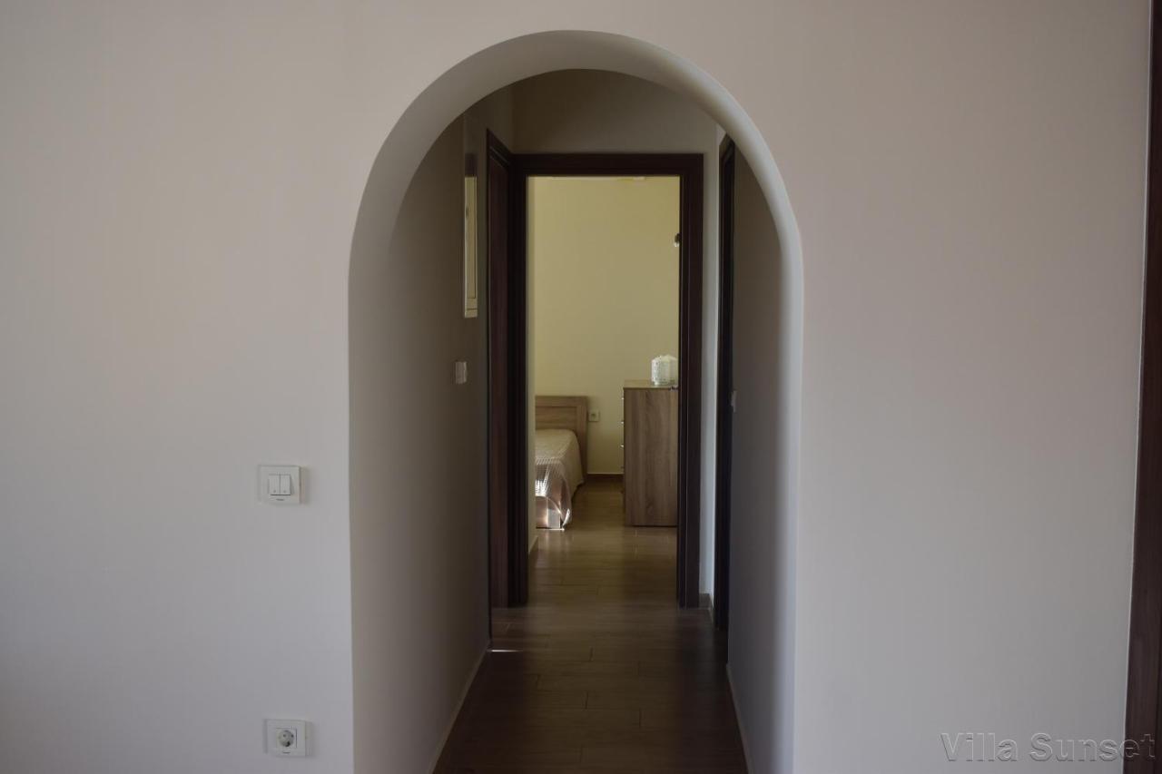 Villa Tramonto Keri Екстериор снимка