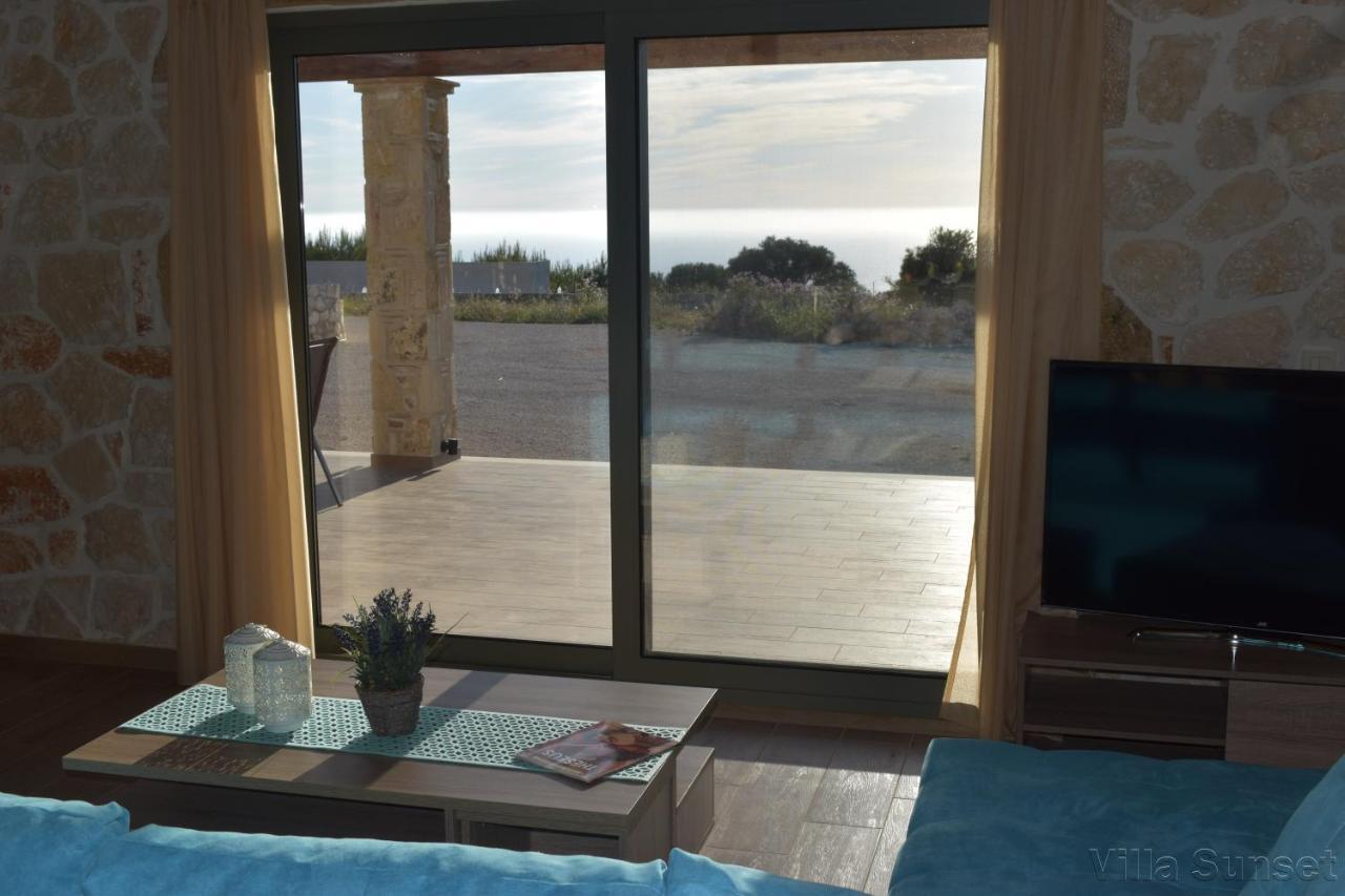 Villa Tramonto Keri Екстериор снимка
