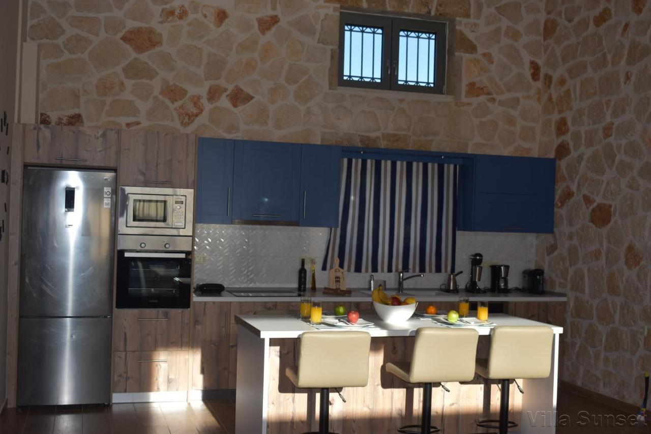 Villa Tramonto Keri Екстериор снимка